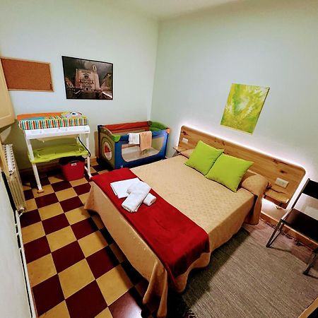 Girona Centro 7Pax Apartment Luaran gambar