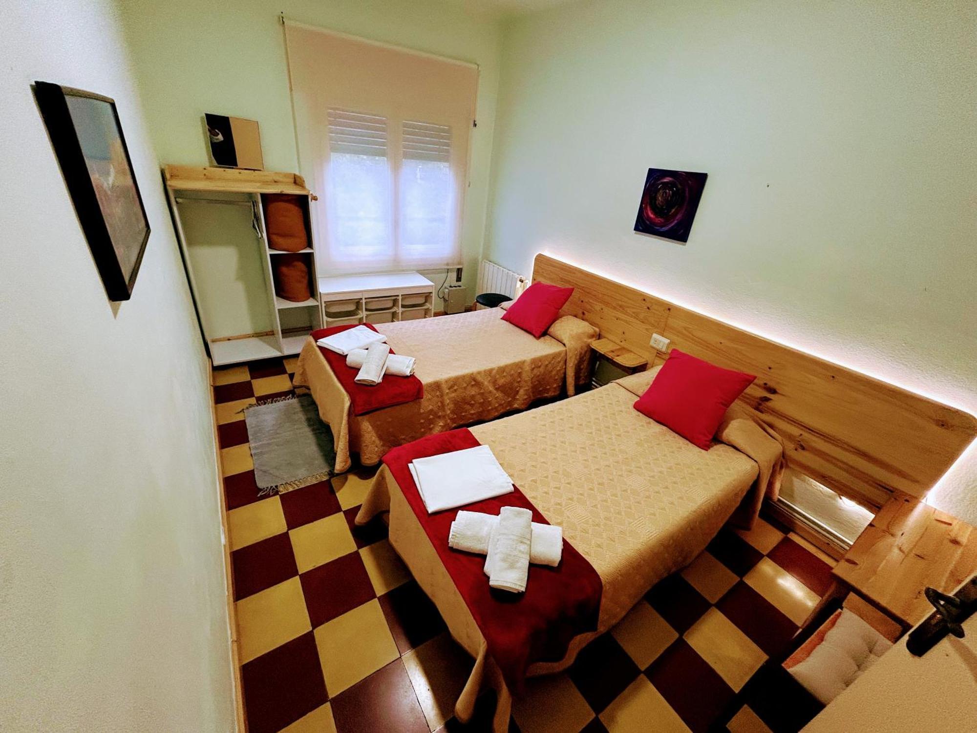 Girona Centro 7Pax Apartment Luaran gambar