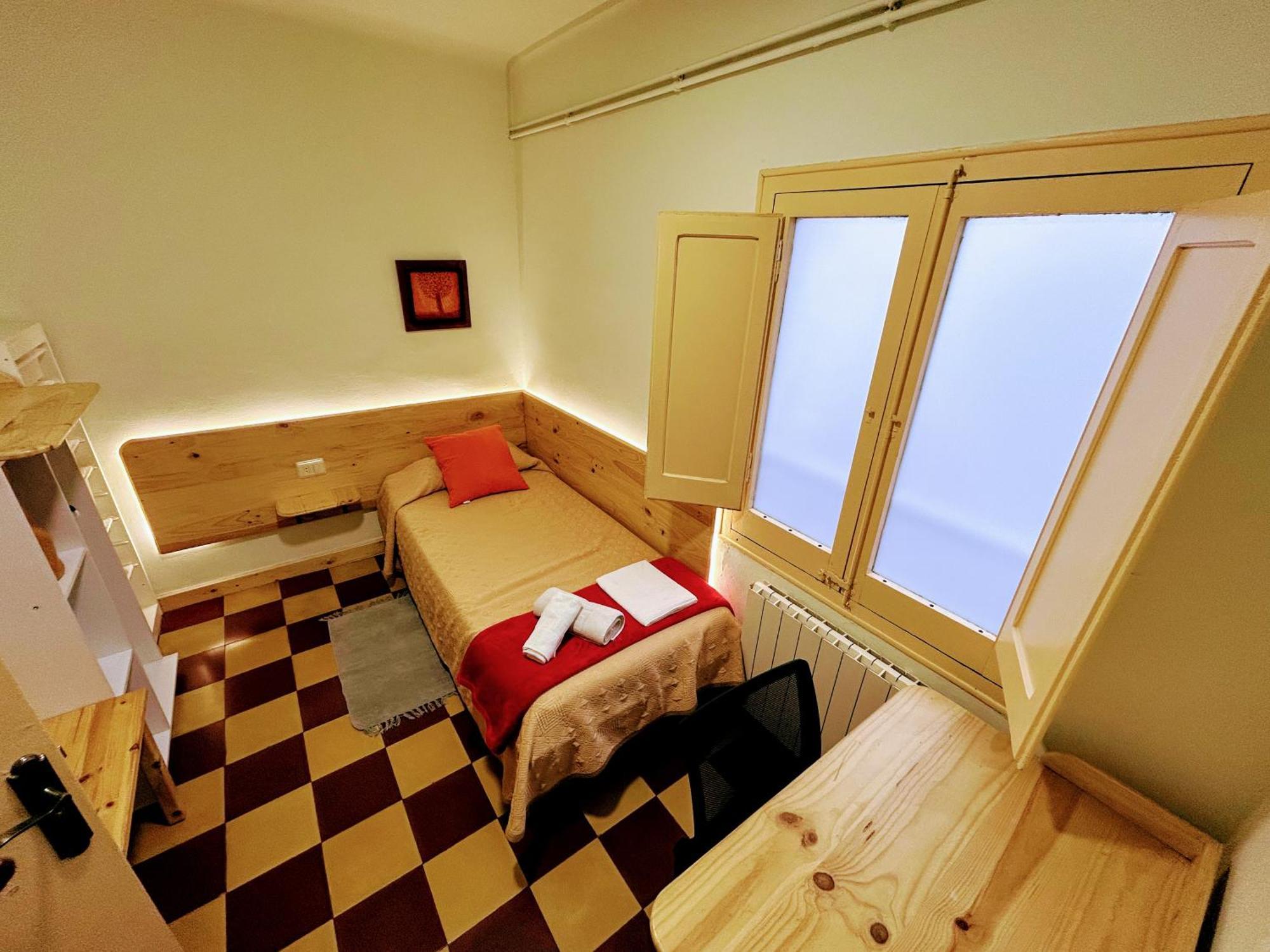 Girona Centro 7Pax Apartment Luaran gambar